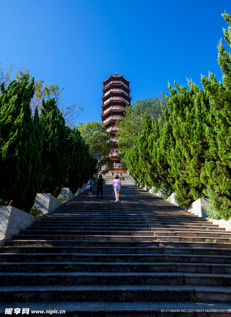 岳阳圣安寺景区 岳阳塔