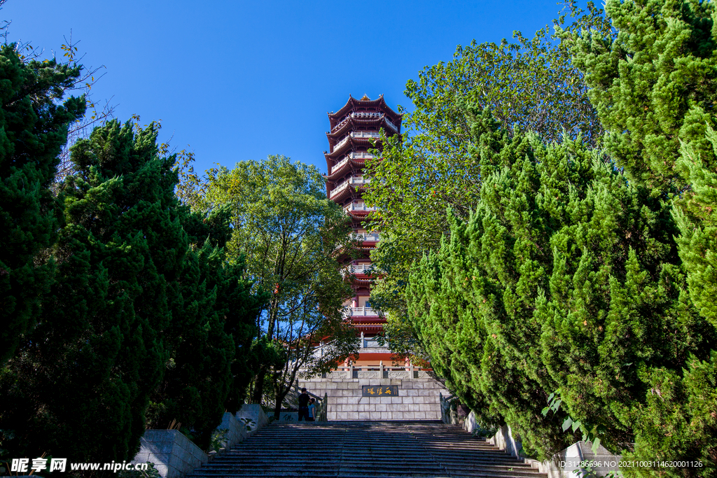 岳阳圣安寺景区 岳阳塔