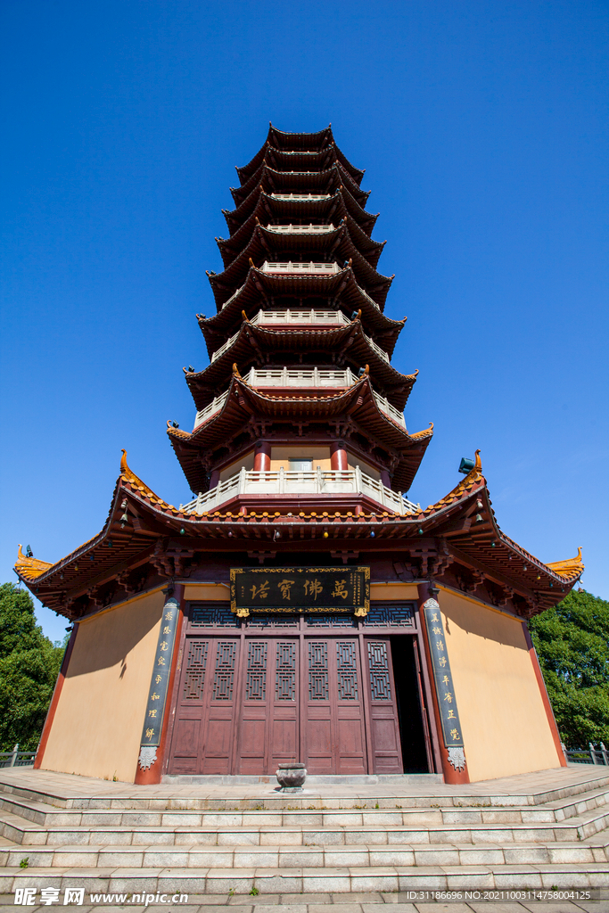 岳阳圣安寺景区 岳阳塔