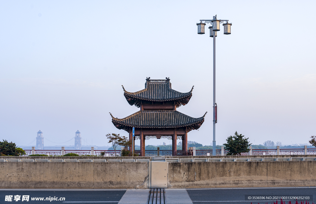 亭台楼阁