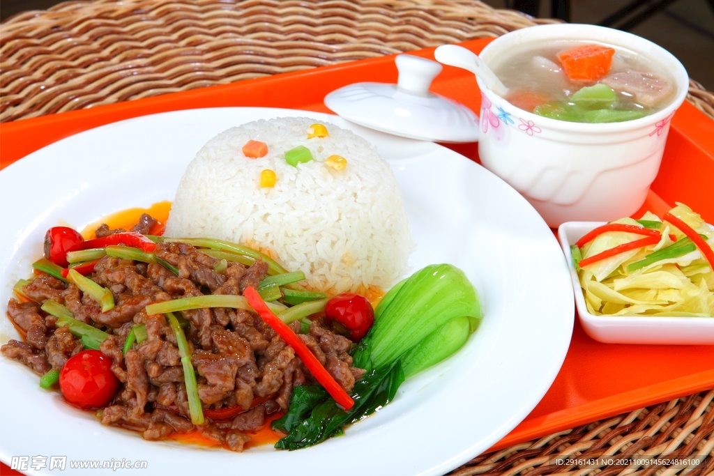 泡椒牛肉丝套饭