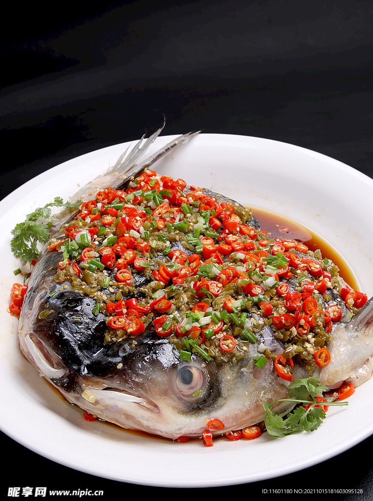 双椒开胃大鱼头