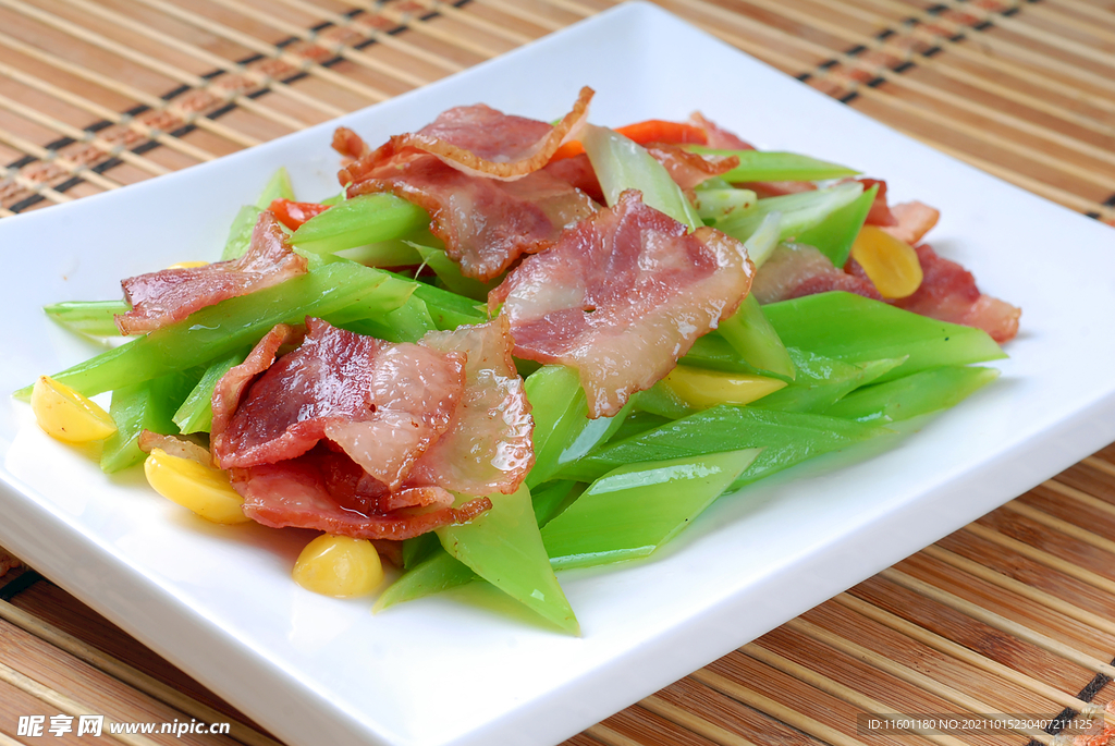 西芹炒培根