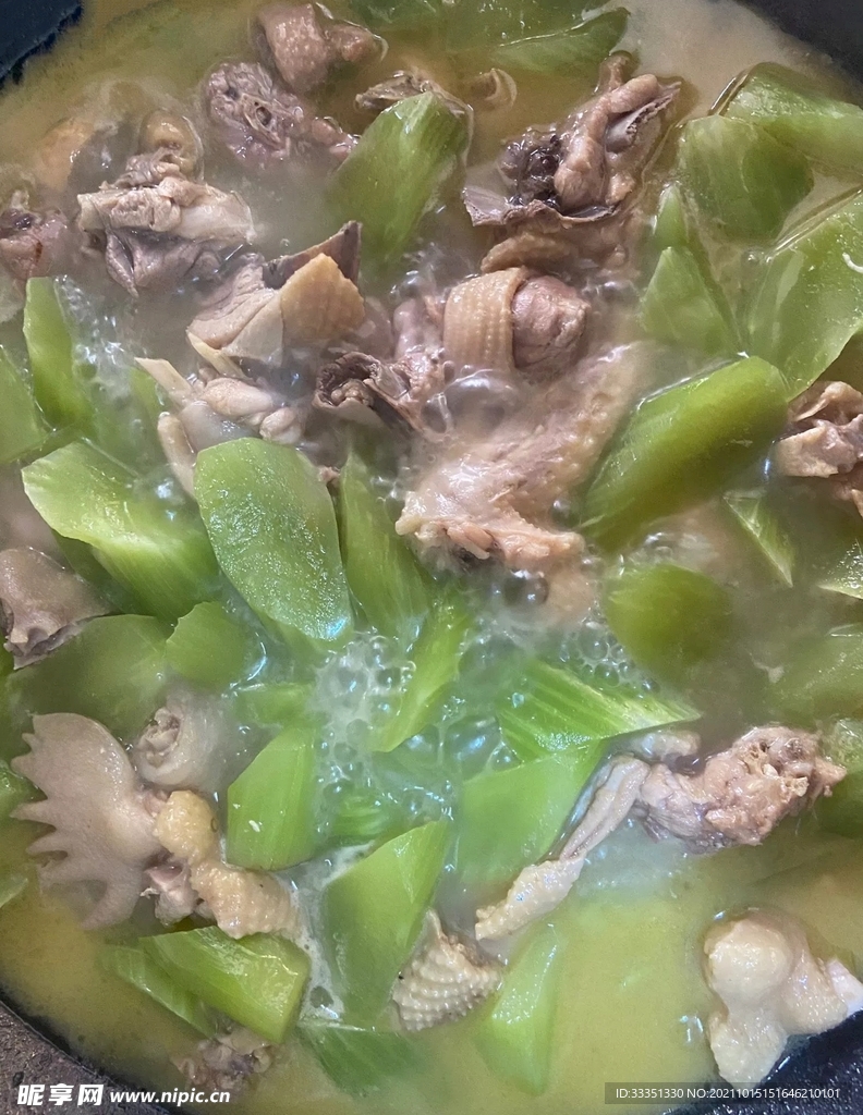 莴笋烧鸡