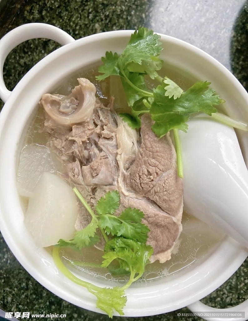 白萝卜炖肉