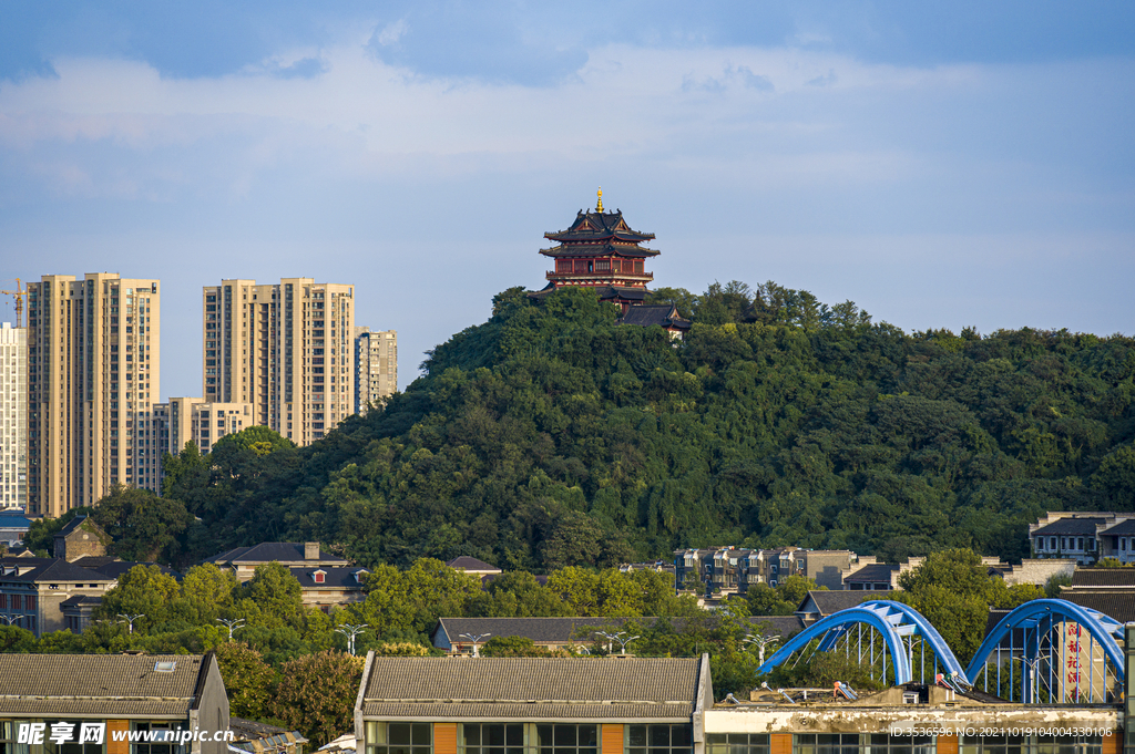北固山