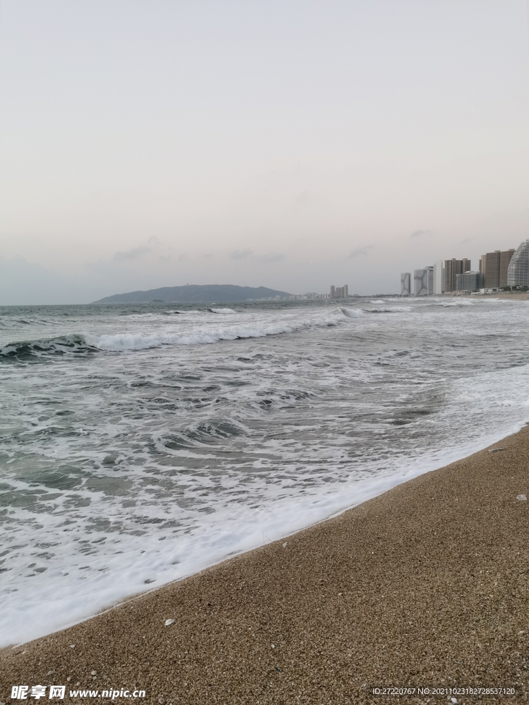 双月湾大海潮水 波涛汹涌