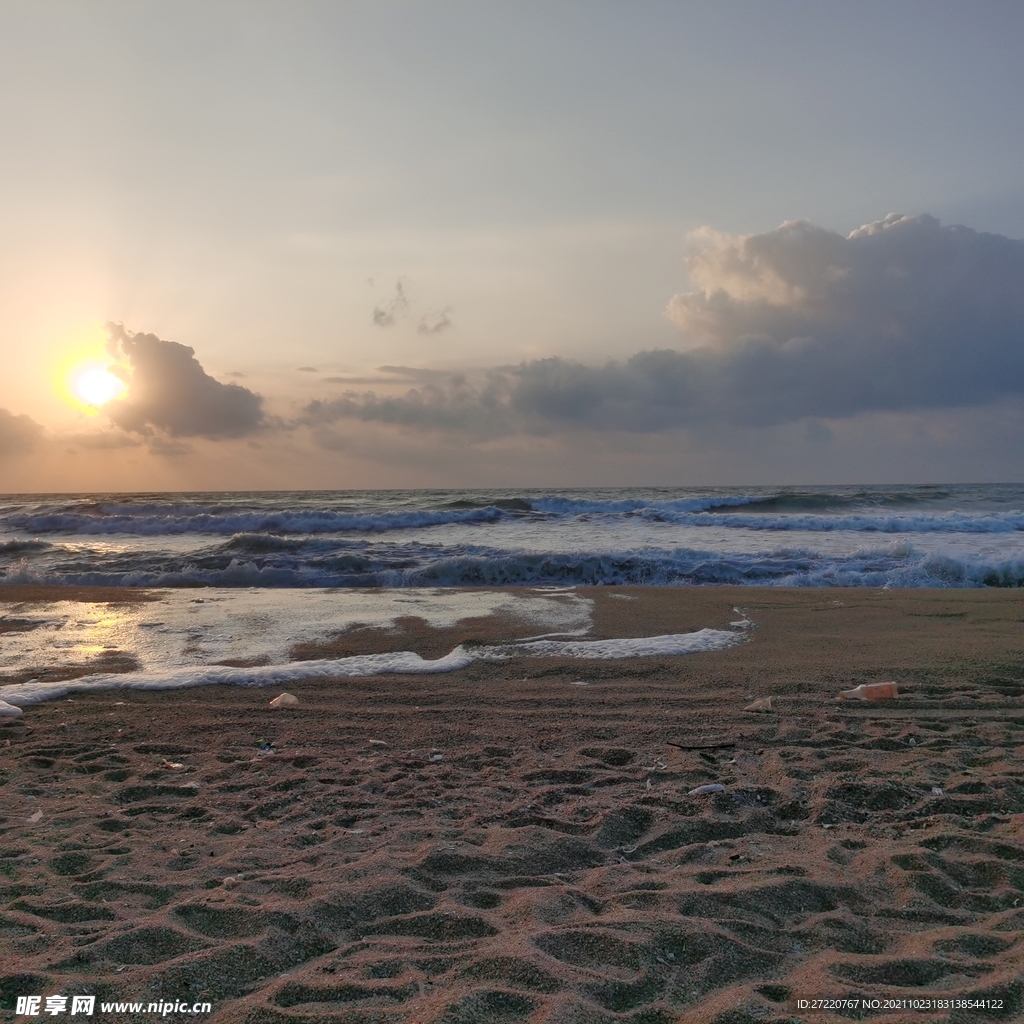 双月湾大海海浪  日出