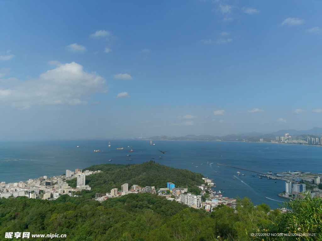 惠州双月湾大海树林 蓝天