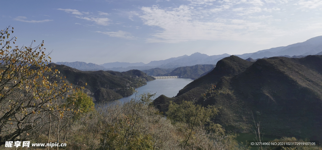 山上的水库