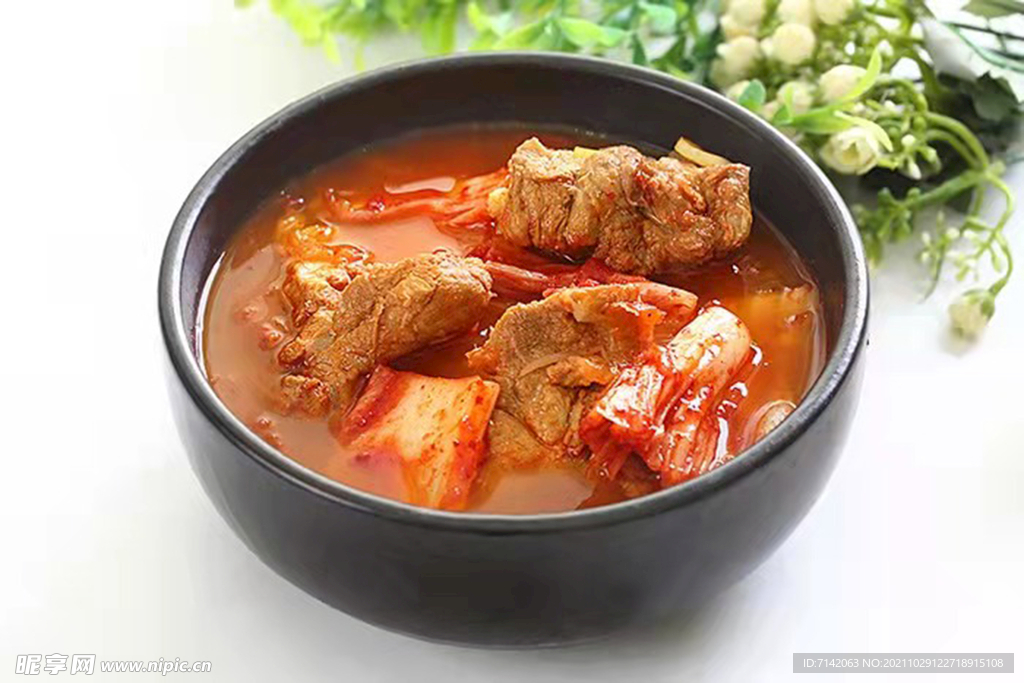 泡菜脊骨汤
