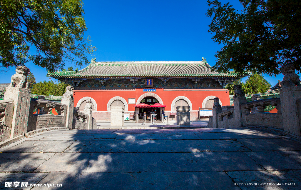 隆兴寺