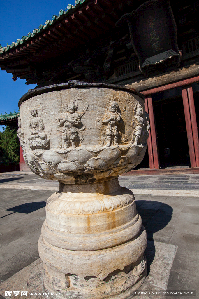 隆兴寺
