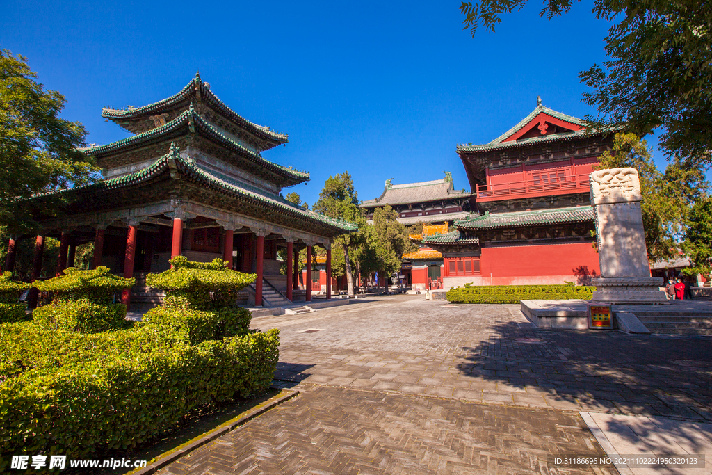 隆兴寺