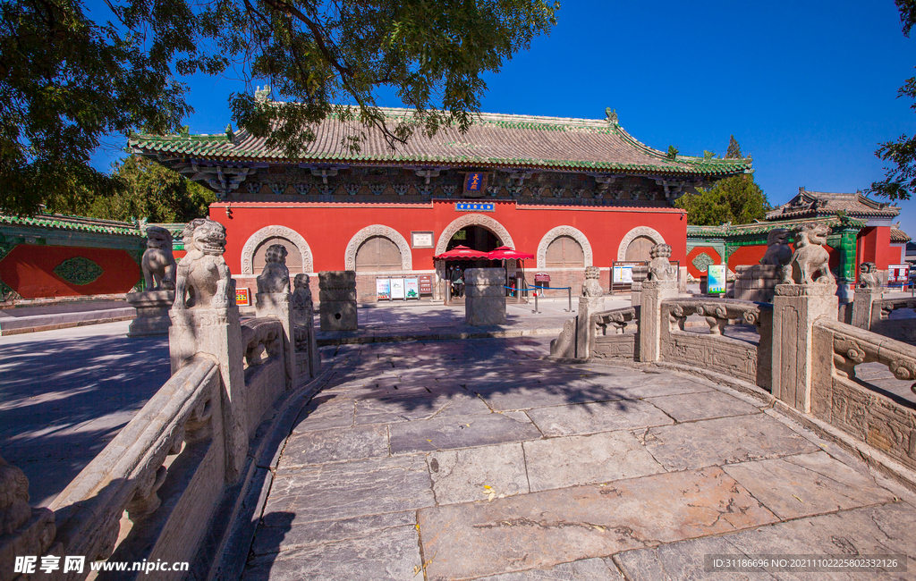 隆兴寺