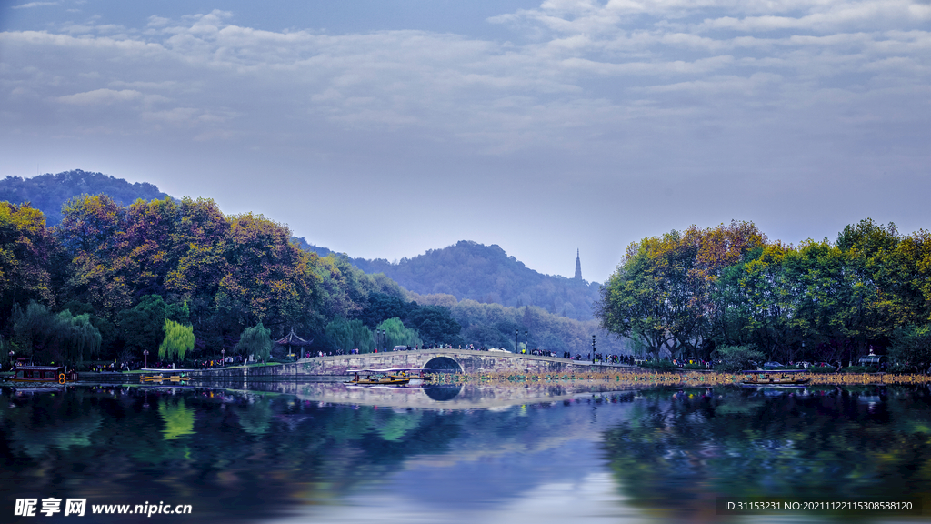 北山街西泠桥秋色