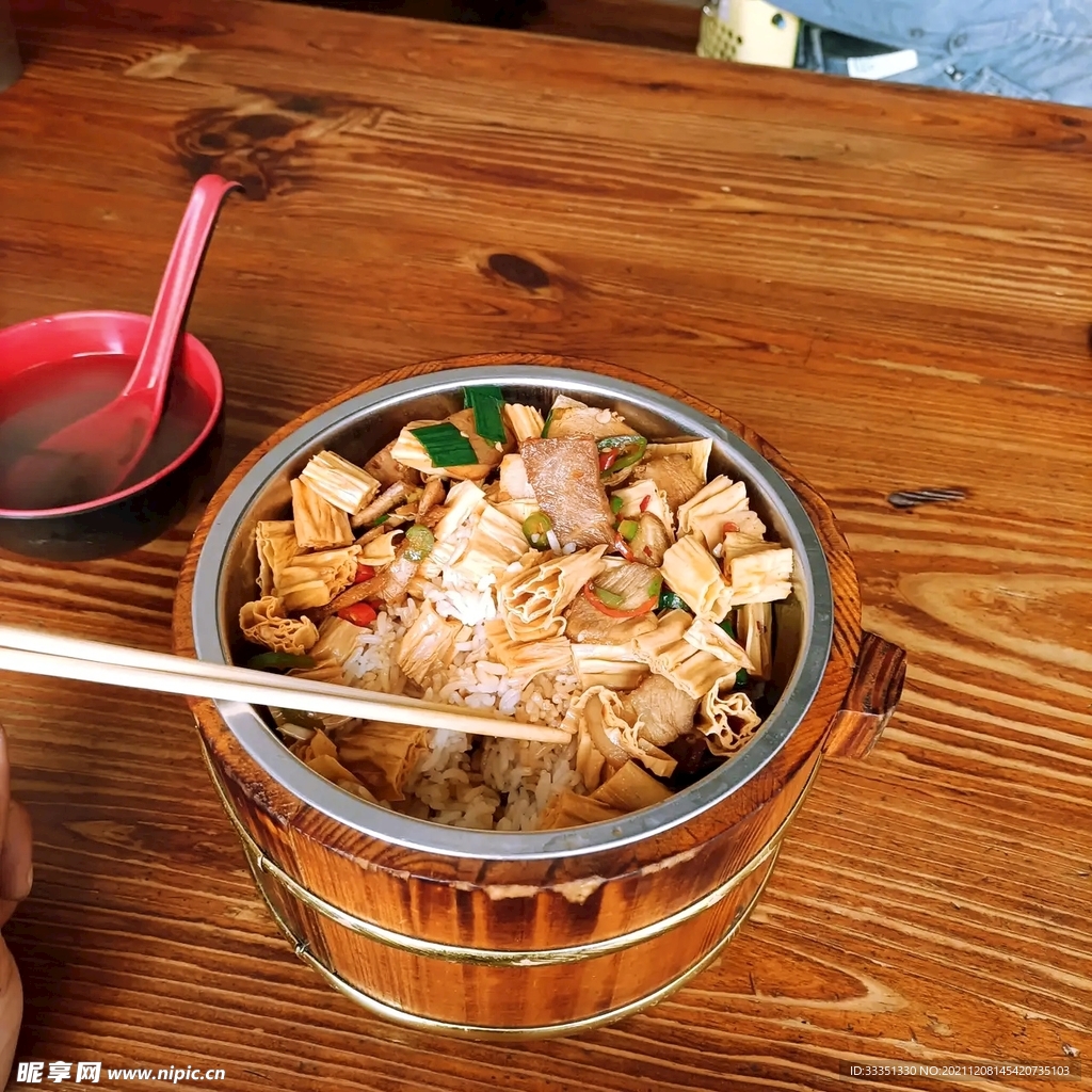 竹筒饭