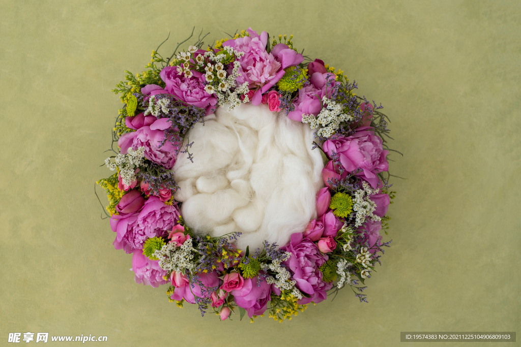 新生儿合成背景JPG格式