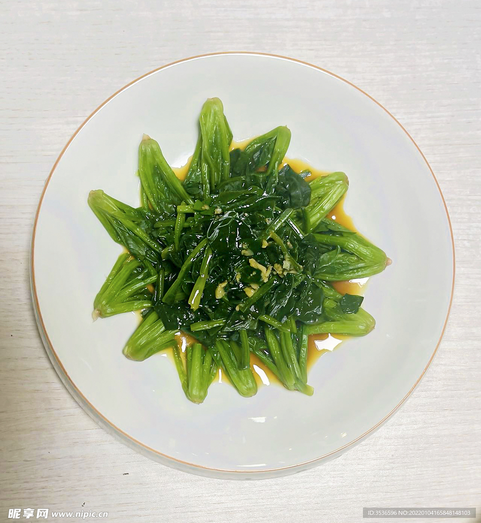 菠菜冷盘高清大图