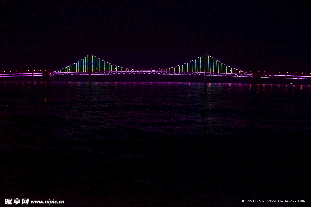 桥梁斜拉桥拉索跨海大桥夜景灯