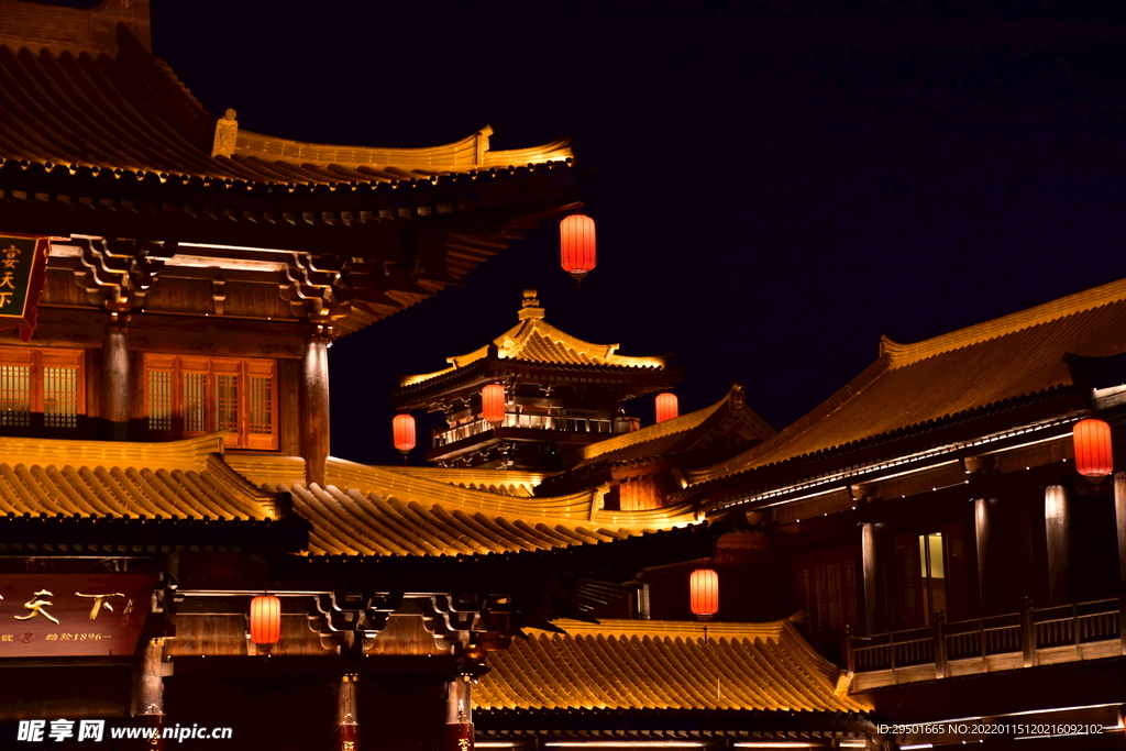 洛邑古城夜景中国古建筑木制楼阁