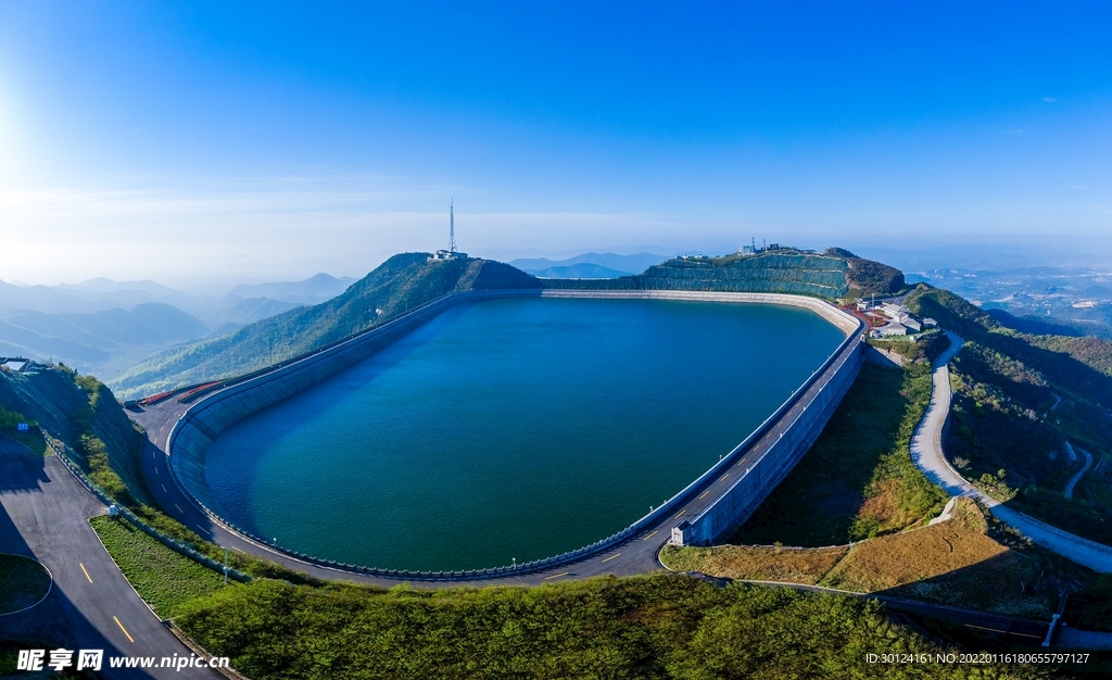 水库