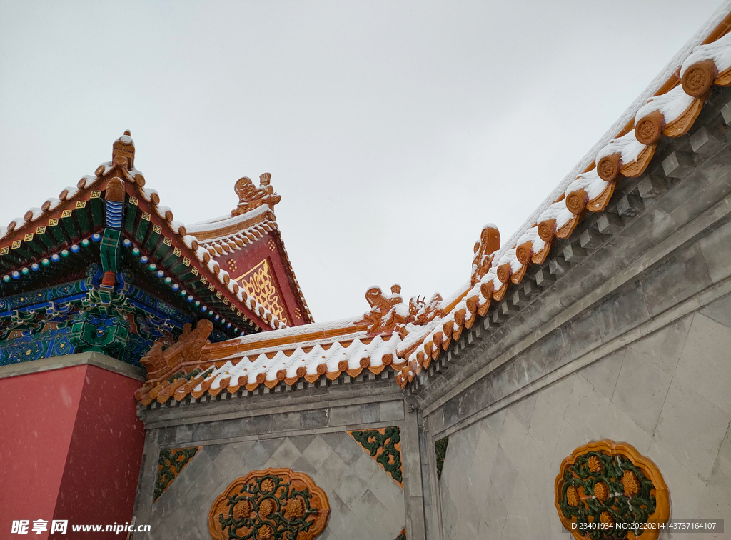 北京德寿寺复古建筑屋檐