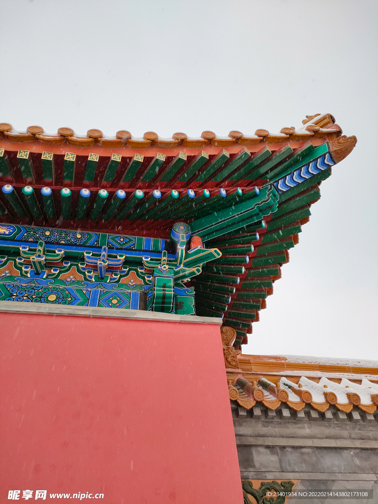 北京德寿寺复古建筑屋檐