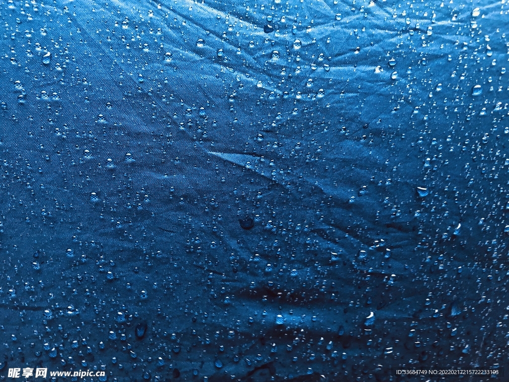 雨伞上的雨水 水珠素材