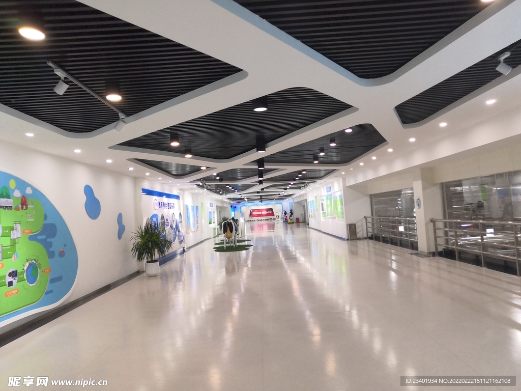 牛奶工厂走廊吊顶装置设计