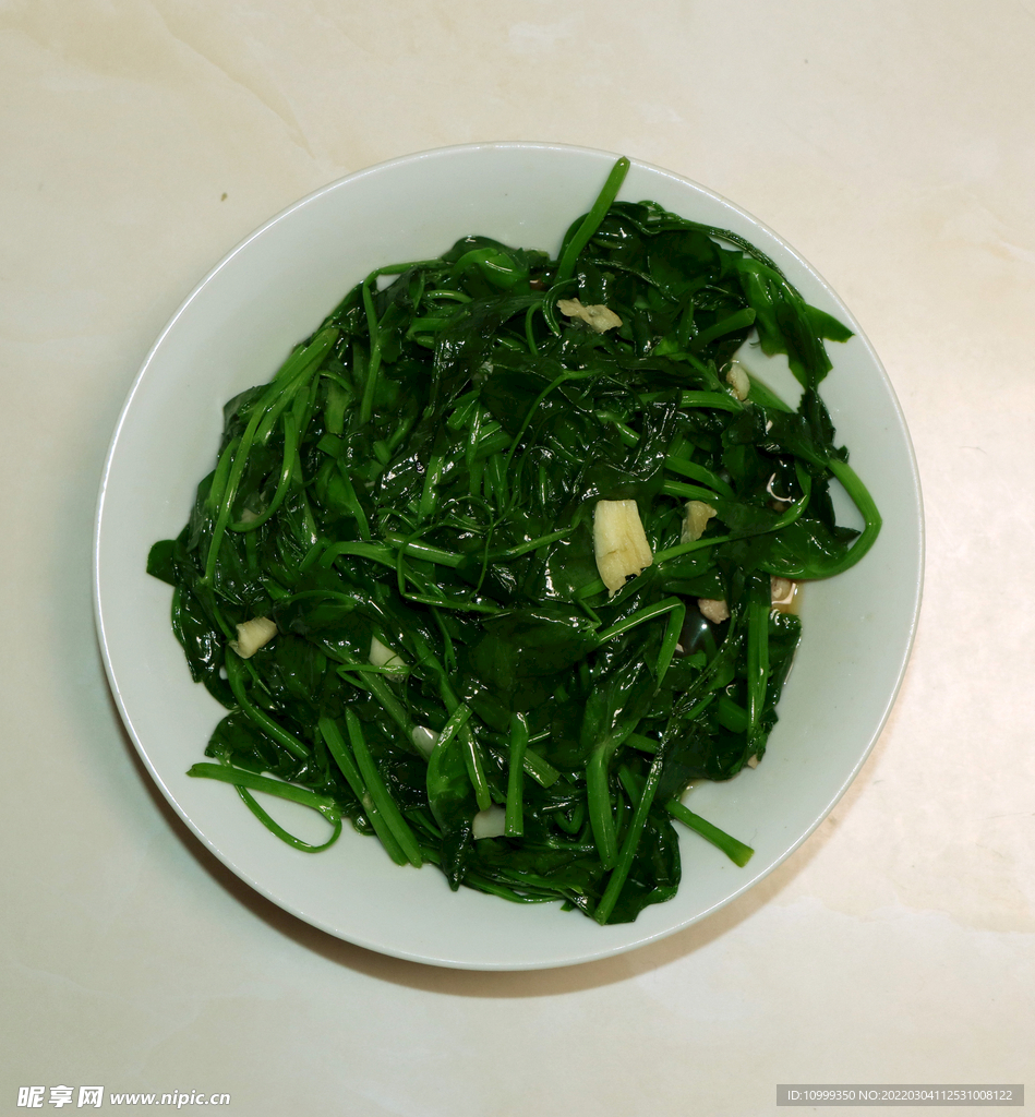 清炒豌豆尖