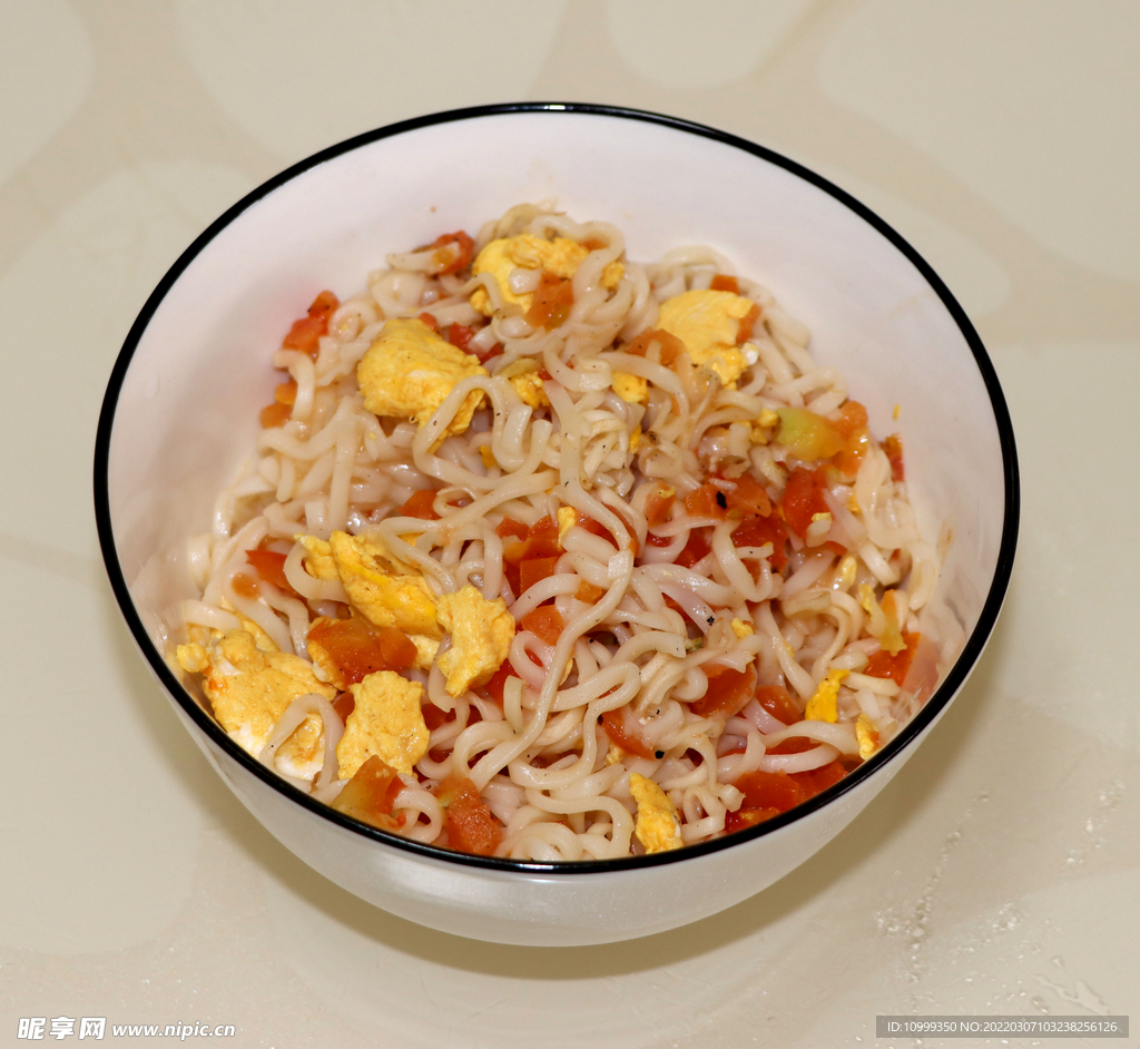 西红柿鸡蛋面