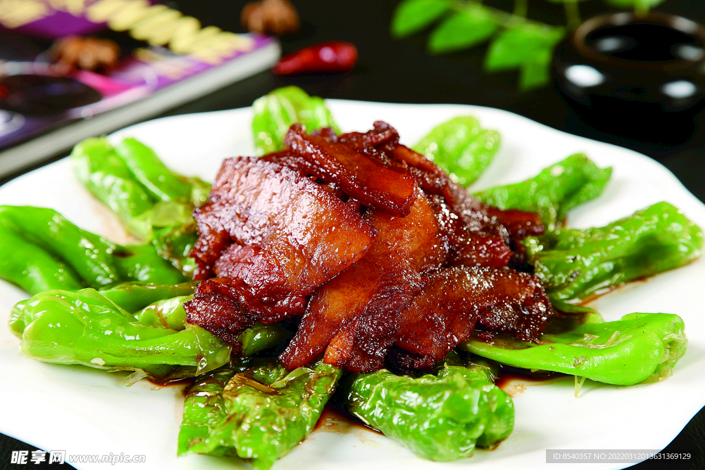 咸肉虎皮椒