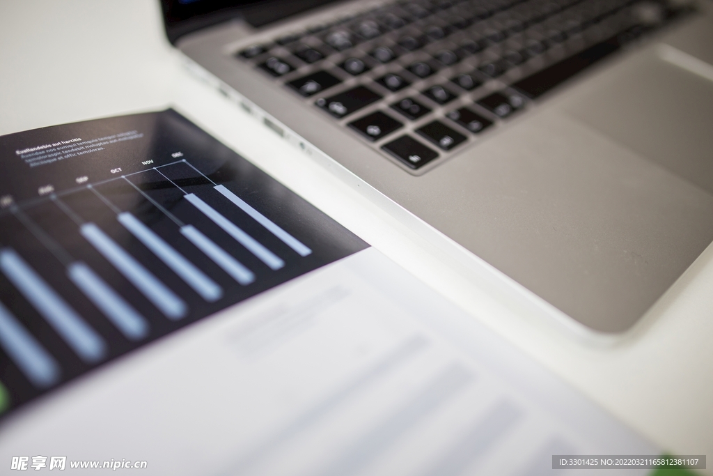 Macbook笔记本电脑