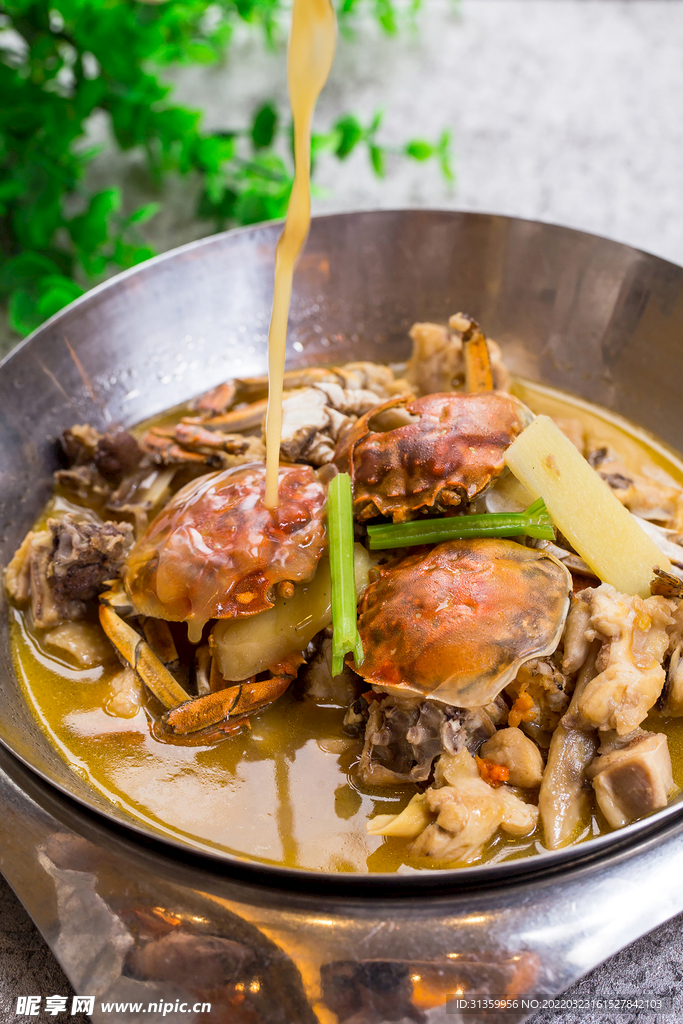 船家特色蟹煲鸡近照