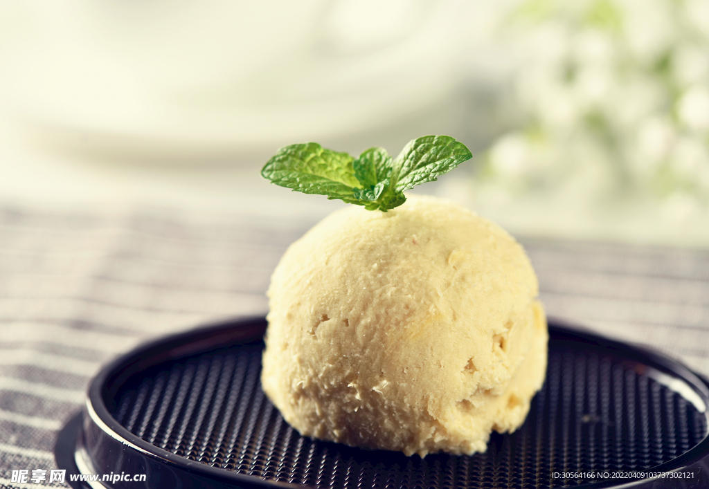 香草冰淇淋饮品