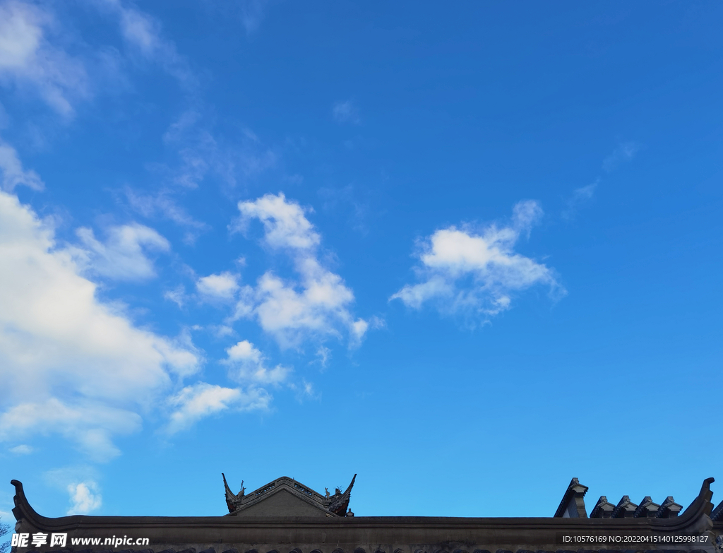 蓝蓝的天空