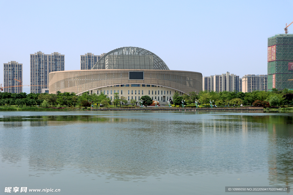 爱莲湖湿地公园风光