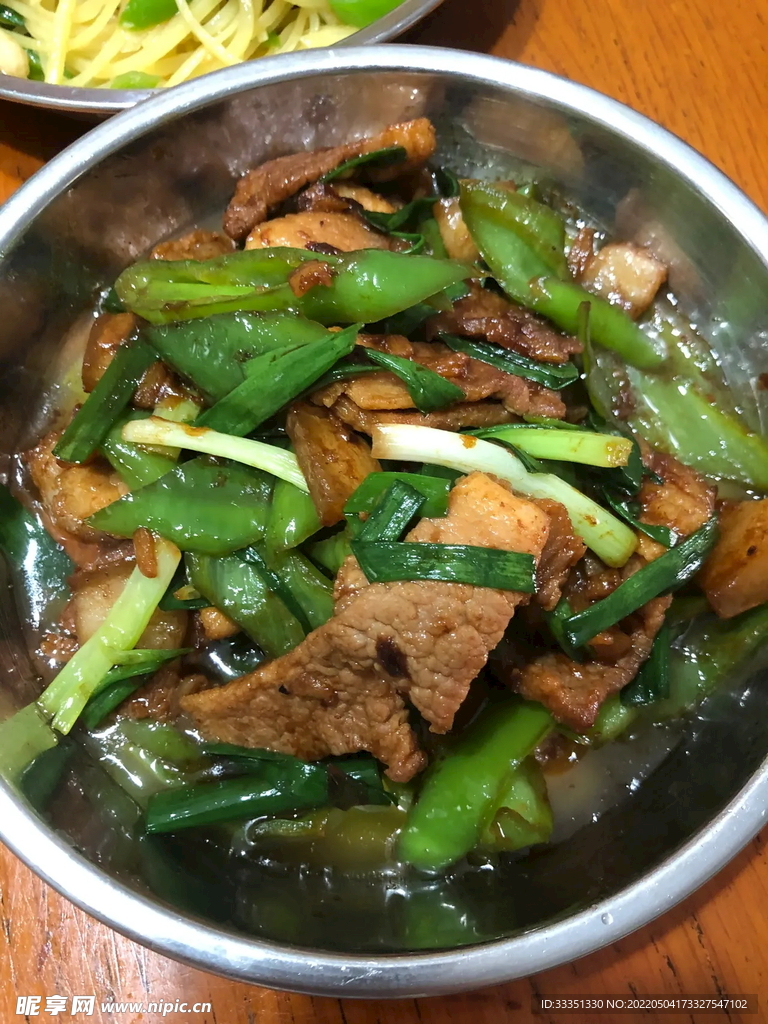 蒜苗盐煎肉