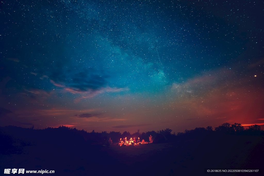 野营夜景