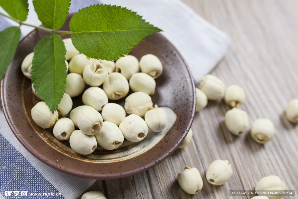 新鲜莲子食材