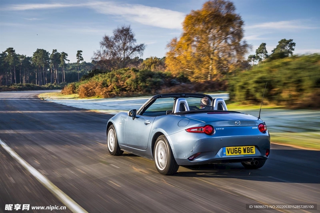 马自达 MX5