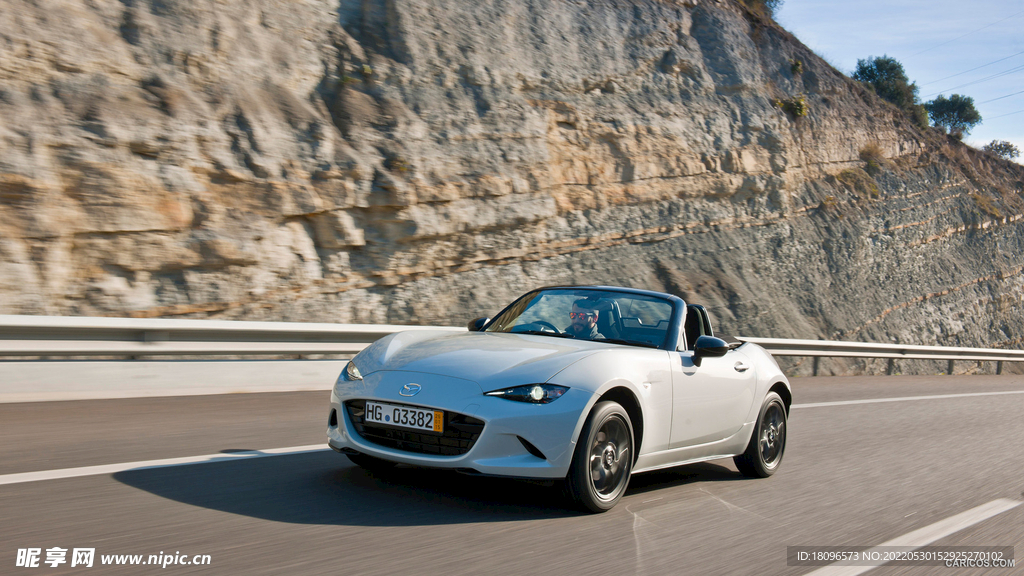 马自达 MX5
