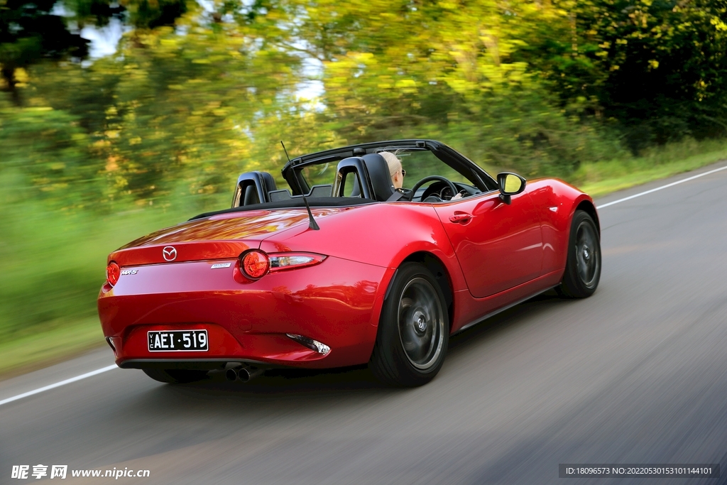 马自达 MX5