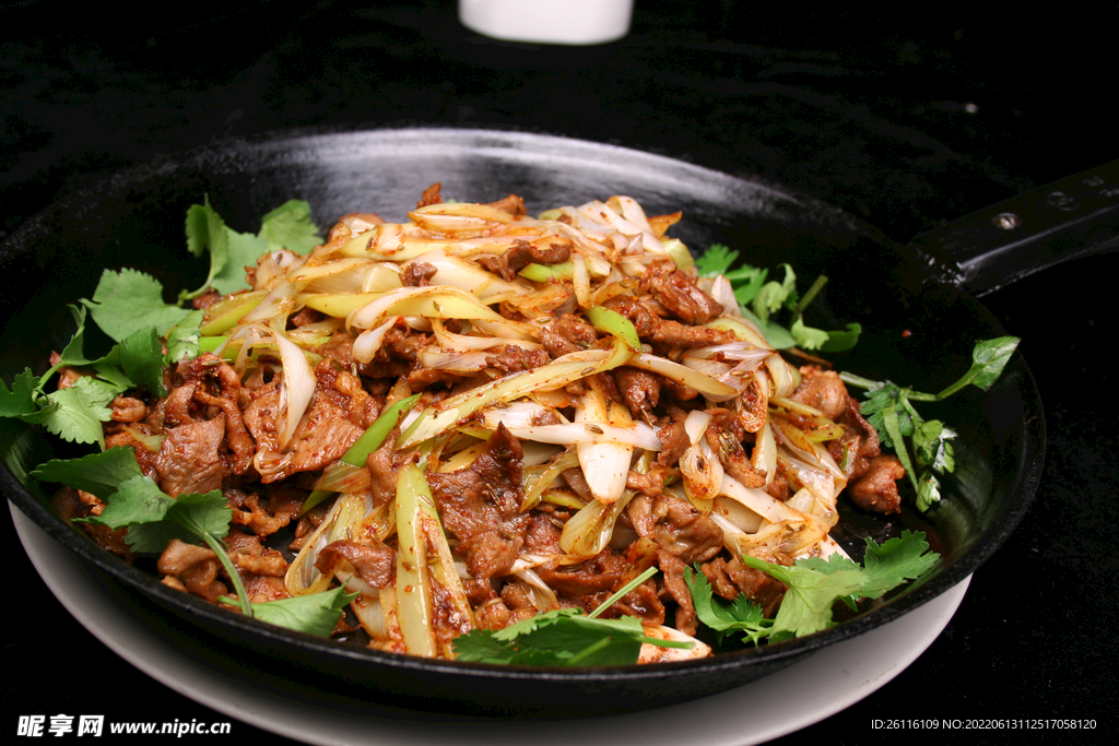 平锅炒烤肉