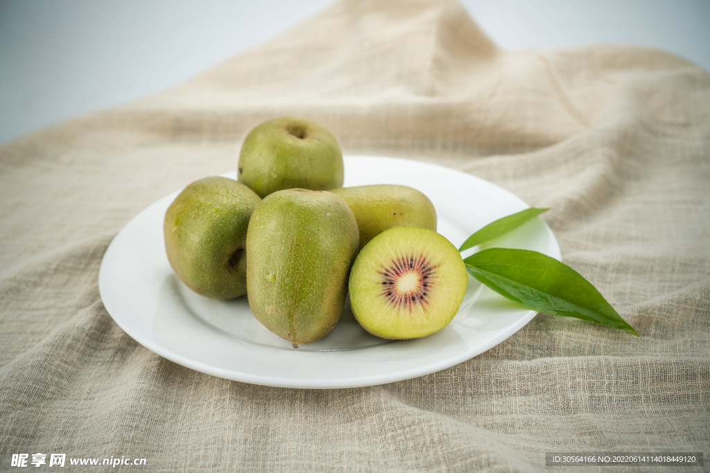 红心猕猴桃水果