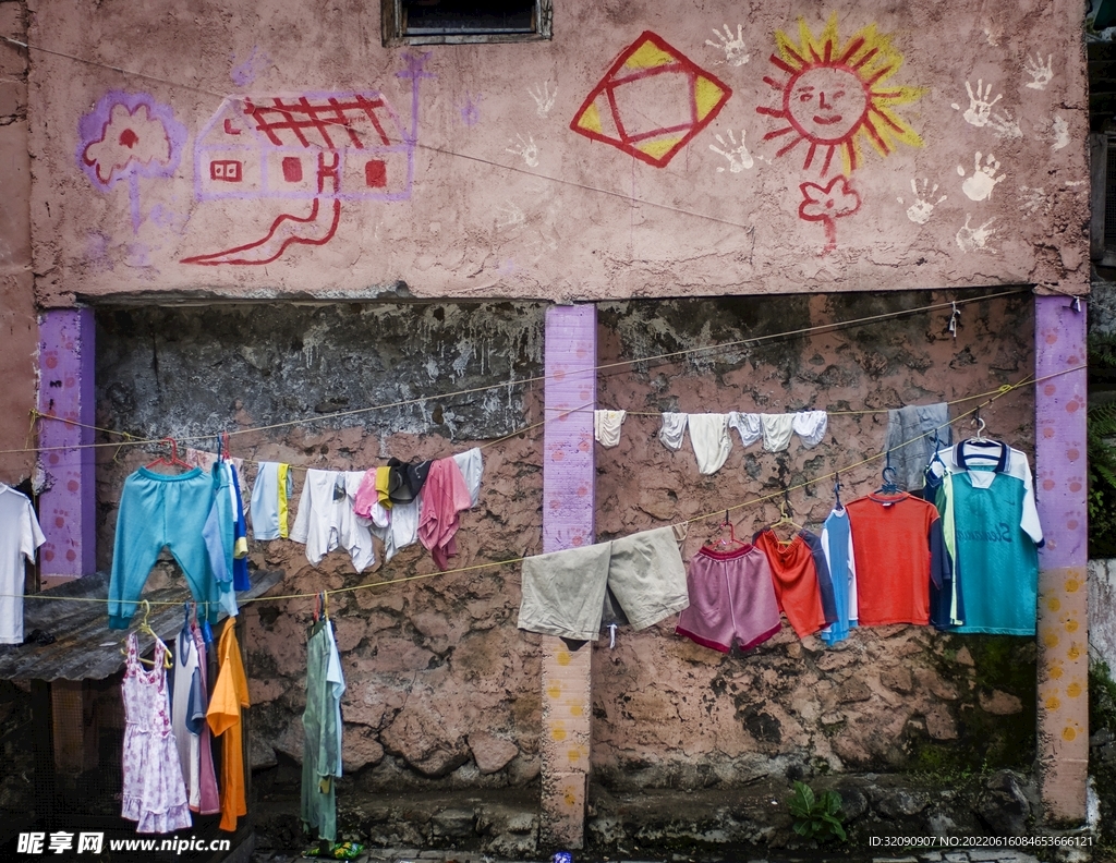 晾衣涂鸦