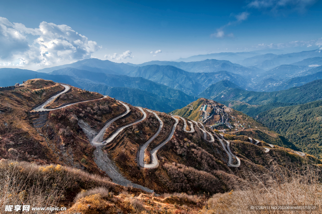 崇山峻岭     摄影    