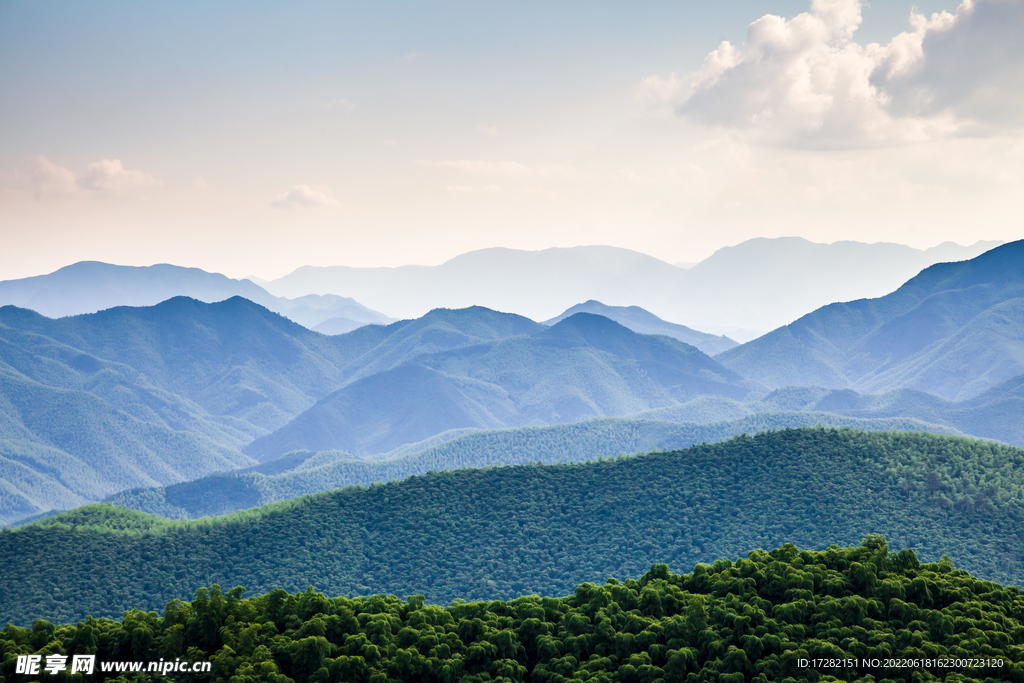 崇山峻岭     摄影    