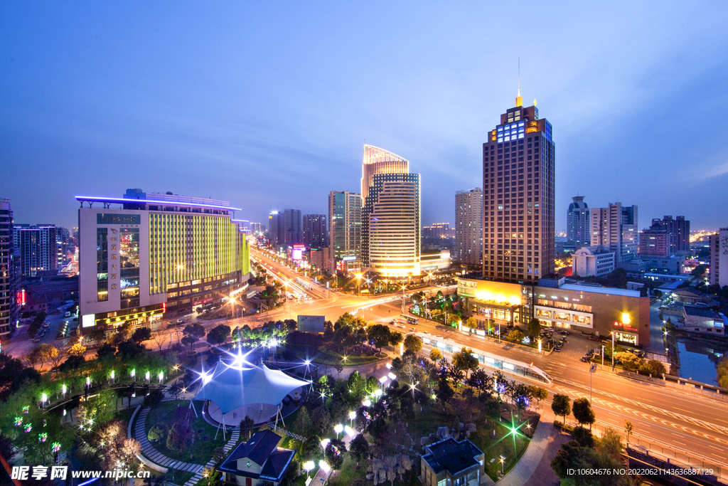 城市夜景图